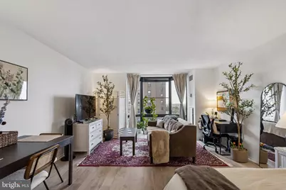 2020 Walnut Street #12F, Philadelphia, PA 19103 - Photo 2
