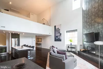 802 Locust Street #205, Philadelphia, PA 19107 - Photo 8