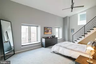 802 Locust St, Philadelphia, PA 19107 - Photo 30