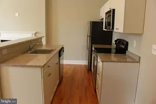 406 S 9th St, Philadelphia, PA 19147 - Photo 6