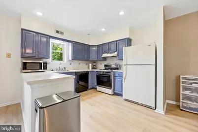 704 Keely Street, Philadelphia, PA 19128 - Photo 2