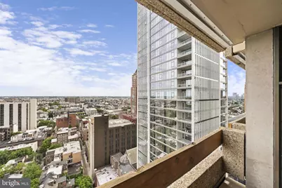 1326 Spruce Street #2204, Philadelphia, PA 19107 - Photo 2