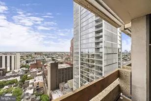 1326 Spruce St, Philadelphia, PA 19107 - Photo 2