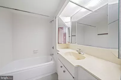 1326 Spruce Street #2204, Philadelphia, PA 19107 - Photo 26