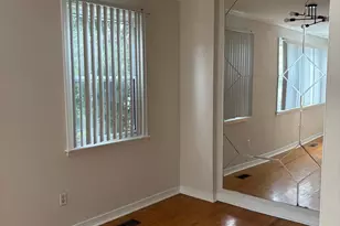 201 Lockart Terrace, Philadelphia, PA 19116 - Photo 6