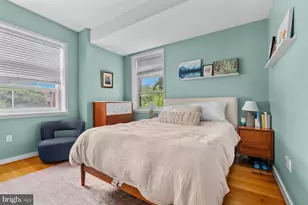 1747 Christian St, Philadelphia, PA 19146 - Photo 16