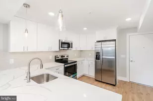 2304 N 9th St, Philadelphia, PA 19133 - Photo 1