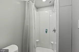 923 Anchor St, Philadelphia, PA 19124 - Photo 32