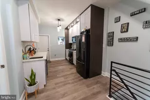 2009 S Opal St, Philadelphia, PA 19145 - Photo 34