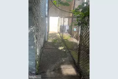 2031 N Woodstock Street, Philadelphia, PA 19121 - Photo 24