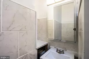 5717 Pemberton St, Philadelphia, PA 19143 - Photo 12