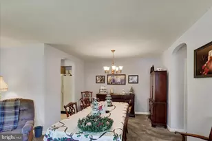 8849 Winchester Ave, Philadelphia, PA 19115 - Photo 4