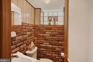 8849 Winchester Ave, Philadelphia, PA 19115 - Photo 24
