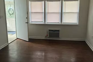 7524 Brentwood Rd, Philadelphia, PA 19151 - Photo 2