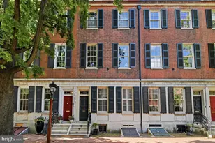 328 Spruce St, Philadelphia, PA 19106 - Photo 2