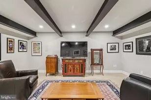 527 Brown St, Philadelphia, PA 19123 - Photo 34