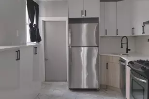 2324 Watkins St, Philadelphia, PA 19145 - Photo 6