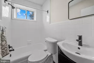 7608 Chelwynde Ave, Philadelphia, PA 19153 - Photo 16