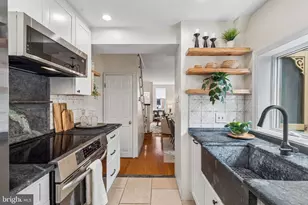 2438 Meredith St, Philadelphia, PA 19130 - Photo 8