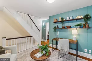 2438 Meredith St, Philadelphia, PA 19130 - Photo 12