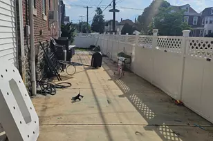 401 Fanshawe St, Philadelphia, PA 19111 - Photo 6