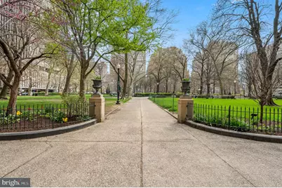202 W Rittenhouse Square #1508, Philadelphia, PA 19103 - Photo 36