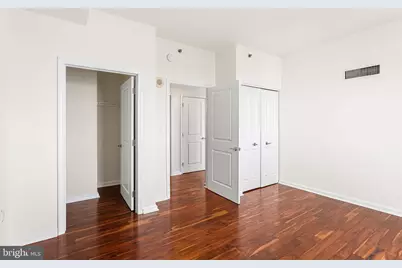 901 N Penn Street #R1107, Philadelphia, PA 19123 - Photo 6