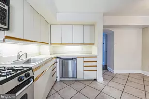 4543 Baker St, Philadelphia, PA 19127 - Photo 8