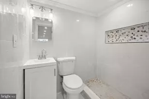 6484 Anderson St, Philadelphia, PA 19119 - Photo 22