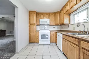 239 Lemonte St, Philadelphia, PA 19128 - Photo 14