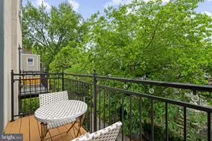 1903 Green St, Philadelphia, PA 19130 - Photo 10
