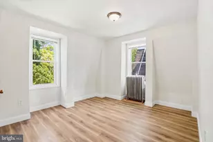 149 W Sharpnack St, Philadelphia, PA 19119 - Photo 32