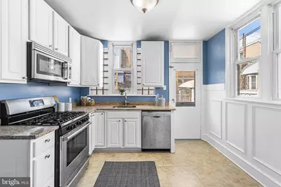 2436 E Hazzard Street, Philadelphia, PA 19125 - Photo 10