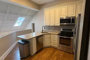 1713 Green St, Philadelphia, PA 19130 - Photo 1