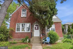 1921 Ripley St, Philadelphia, PA 19111 - Photo 2