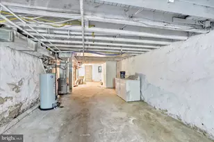 1731 N Redfield St, Philadelphia, PA 19151 - Photo 18