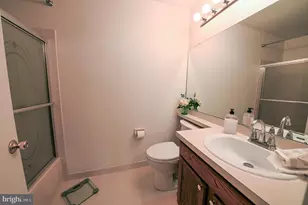 72303 Delaire Landing Rd, Philadelphia, PA 19114 - Photo 14