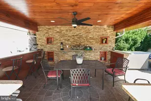 8905 Springview Rd, Philadelphia, PA 19115 - Photo 24