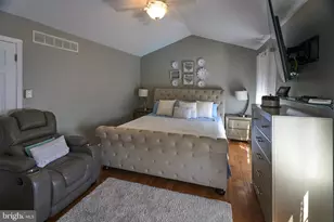 8905 Springview Rd, Philadelphia, PA 19115 - Photo 32