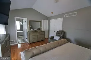 8905 Springview Rd, Philadelphia, PA 19115 - Photo 40