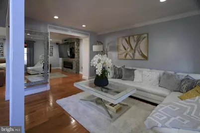 8905 Springview Road, Philadelphia, PA 19115 - Photo 14
