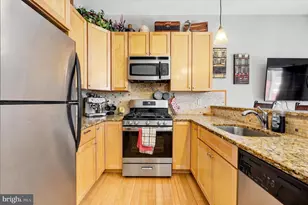 514 Titan St, Philadelphia, PA 19147 - Photo 14