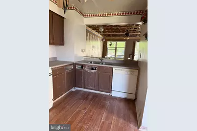 807 N 13th Street, Philadelphia, PA 19123 - Photo 8