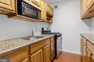 1810 Rittenhouse Square, Philadelphia, PA 19103 - Photo 22