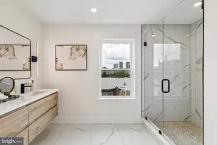 2239 Catharine St, Philadelphia, PA 19146 - Photo 4