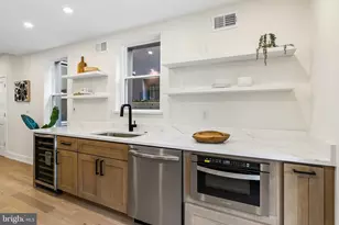 2239 Catharine St, Philadelphia, PA 19146 - Photo 10