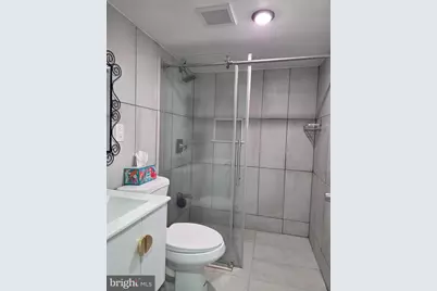 211 Lardner Street, Philadelphia, PA 19111 - Photo 30