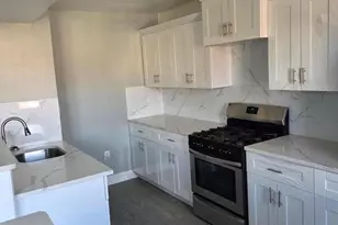 211 Lardner St, Philadelphia, PA 19111 - Photo 8