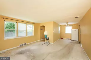 9210 Horatio Rd, Philadelphia, PA 19114 - Photo 4