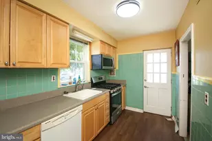 9210 Horatio Rd, Philadelphia, PA 19114 - Photo 8